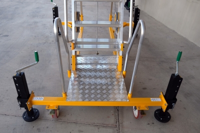 Plattformstrappa Justerbar 1,5-2m