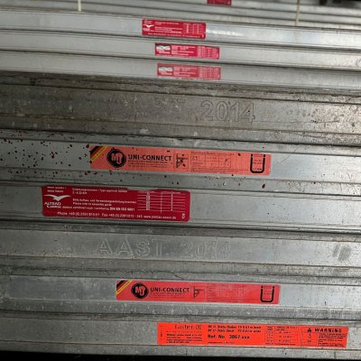 Begagnad plattform aluminium 3,07x0,61m