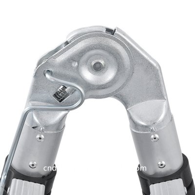 teleskopstege multistege 1,6 x 1,6m för trappa