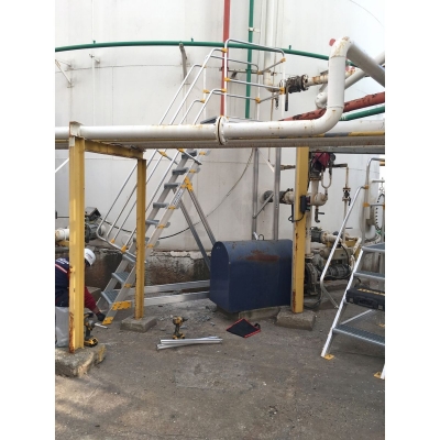 Industriplattform för tank och silo