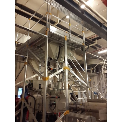 Industriplattform för tank och silo