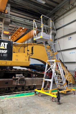 Plattformstrappa Justerbar 2-2,5m