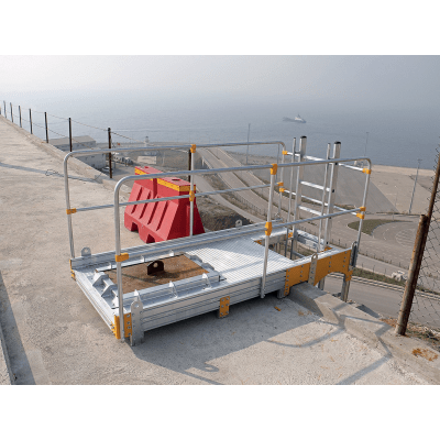 Arbetsplattform för brokonstruktion