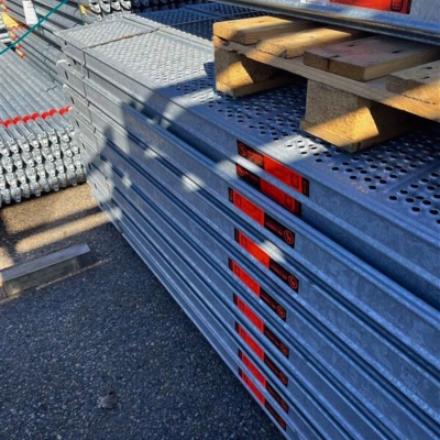 Stålplank 1,57 x 0,32 20-pack UTFÖRSÄLJNING
