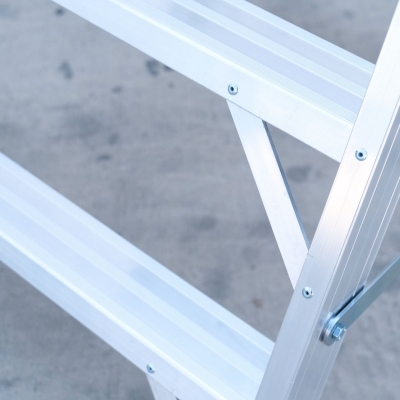 Arbetsbock bred 4-steg 1,0 m