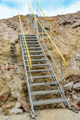 miljöbild på monterad byggtrappa