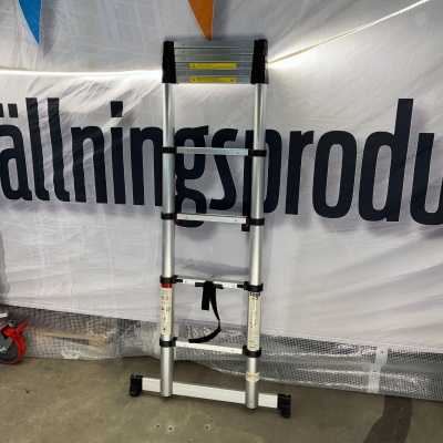 Teleskopstege 2,9m för trånga utrymmen.