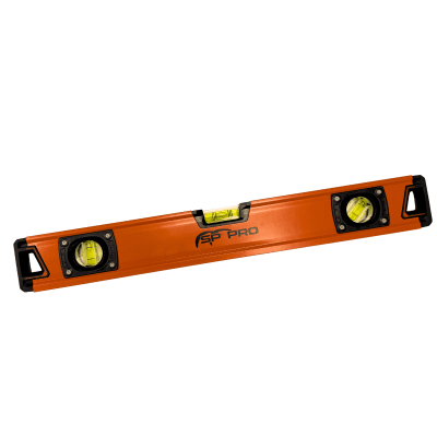 Stilrent vattenpass i 500 mm med magnetfunktion, utrustat med flera libeller för precision vid både horisontell och vertikal mät