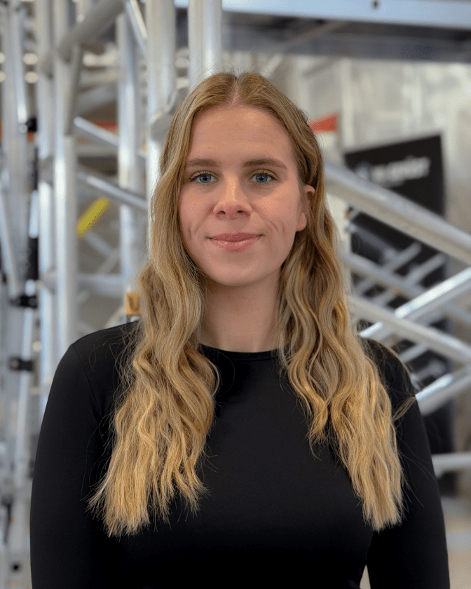 Amanda på Ställningsprodukter.se